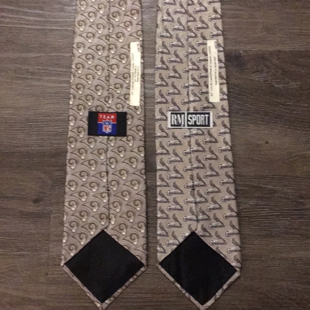 TWO RM STL SPORT TONAL LOGO TIES